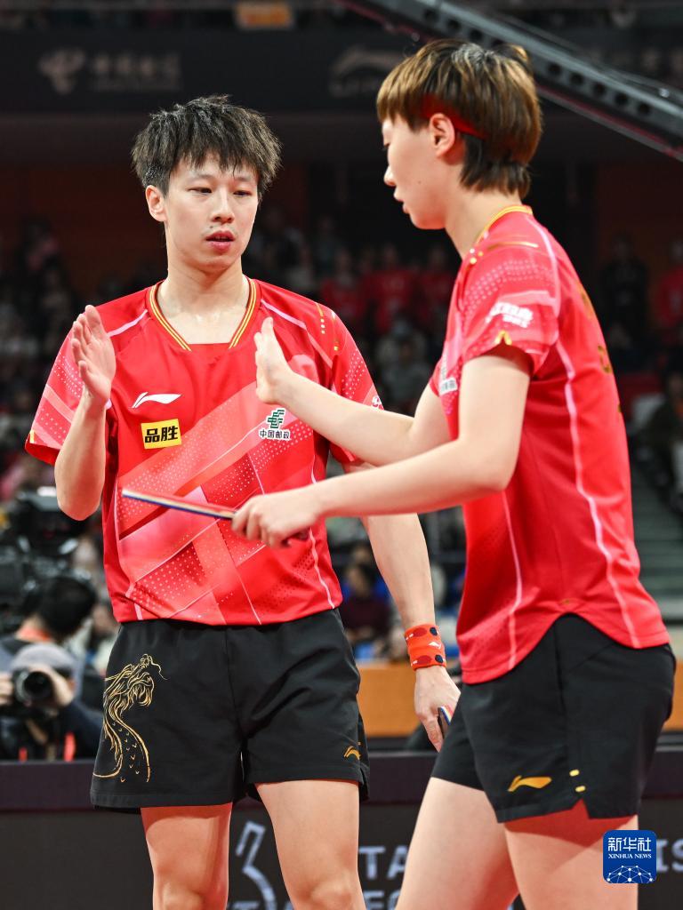 乒乓球——混合团体世界杯：中国队胜瑞典队